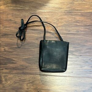 Vintage Hobo International Black Leather Crossbody Bag
